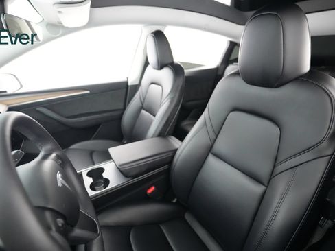 Used 2023 Tesla Model Y Long Range AWD/4WD image 4