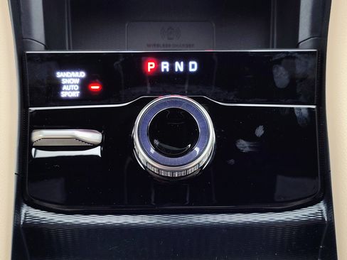 New 2025 Jeep Grand Cherokee Limited w/ Luxury Tech Group II image 34