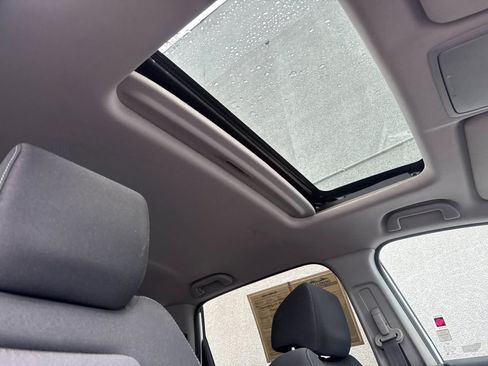 Used 2022 Honda CR-V EX image 17