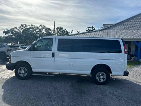 Used 2016 Chevrolet Express 2500 LS RWD image 2