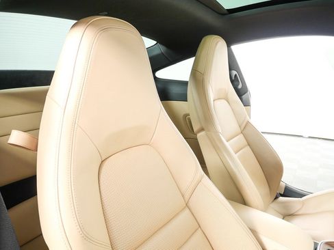 Certified 2020 Porsche 911 Carrera S w/ Premium Package image 19