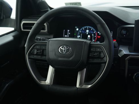 Used 2025 Toyota Tacoma SR5 image 13