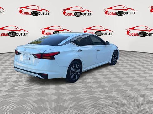 Used 2020 Nissan Altima 2.5 SL FWD image 8