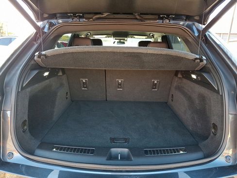 Used 2019 Cadillac XT4 Sport w/ Cold Weather Package image 18