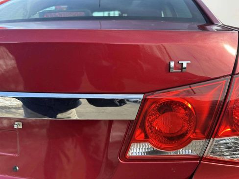Used 2012 Chevrolet Cruze LT image 16