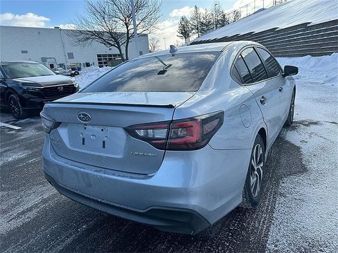 Used 2023 Subaru Legacy Premium image 9