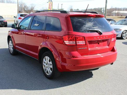 Used 2016 Dodge Journey SE w/ Flexible Seating Group image 7