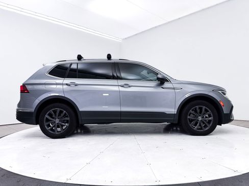 Used 2022 Volkswagen Tiguan SE image 35