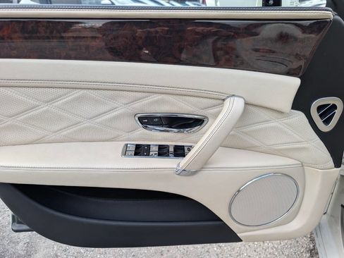 Used 2016 Bentley Flying Spur W12 AWD/4WD image 9