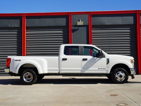 Used 2021 Ford F350 XL w/ Power Equipment Group image 6