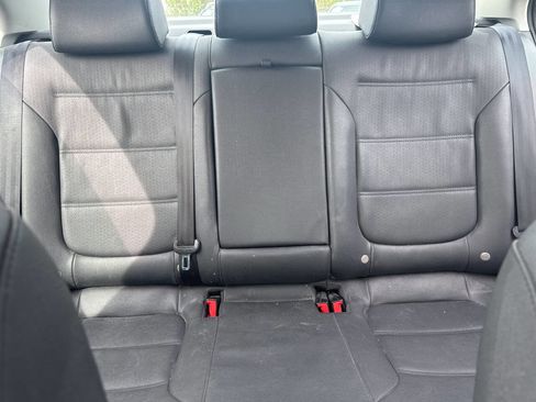 Used 2011 Volkswagen Jetta SE image 30