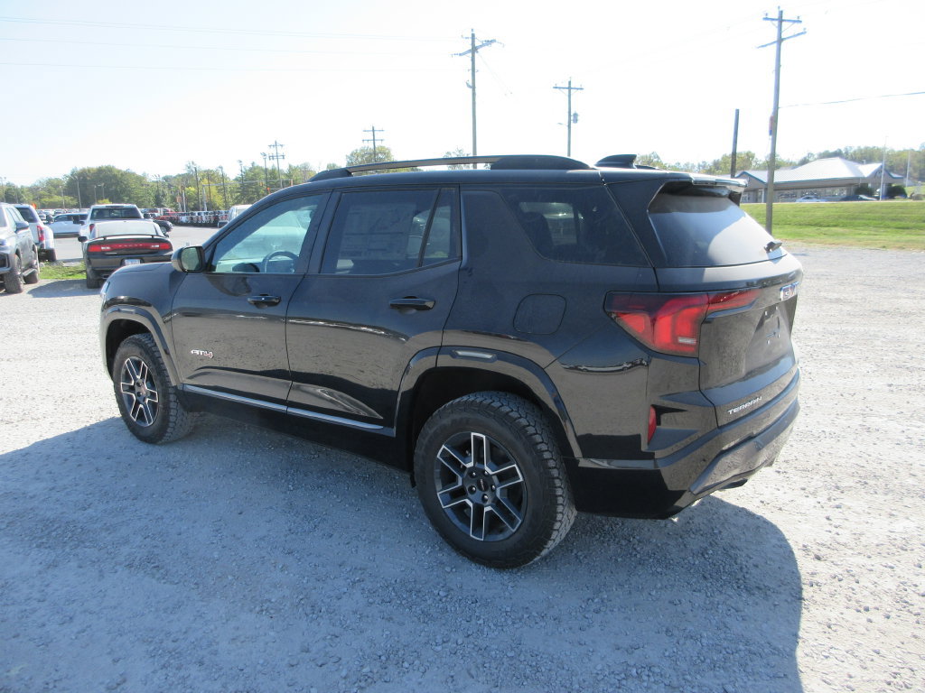 New 2027 GMC Terrain AT4 w/ LPO, Black Badging Package AWD/4WD image 5