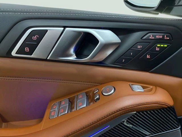 Used 2024 BMW X7 M60i w/ Executive Package AWD/4WD image 30