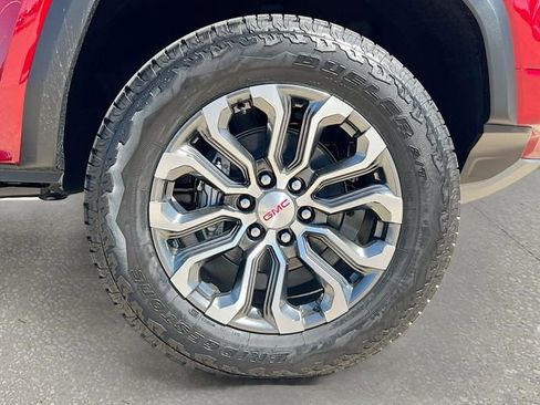New 2026 GMC Canyon Denali image 19