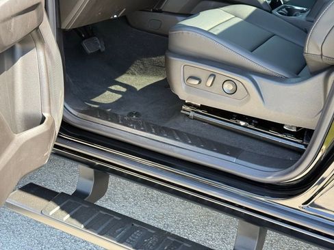 New 2026 GMC Canyon Elevation w/ Convenience Package image 19