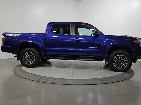 Used 2023 Toyota Tacoma TRD Sport w/ Technology Package AWD/4WD image 7