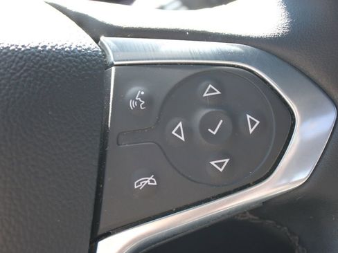 Used 2023 Chevrolet Traverse High Country AWD/4WD image 38