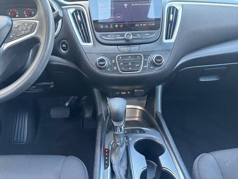 Used 2024 Chevrolet Malibu LT FWD image 13