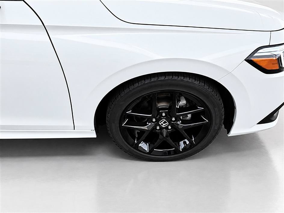 Used 2023 Honda Civic Sport image 9