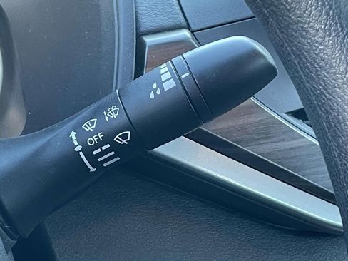 Used 2024 Nissan Altima 2.5 SV image 22