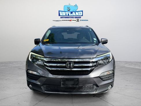 Used 2017 Honda Pilot Touring image 7
