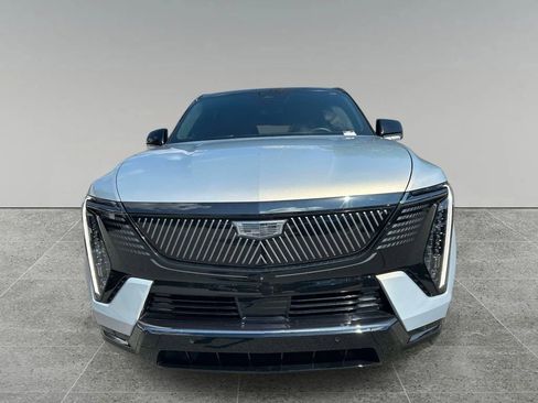 Used 2025 Cadillac Escalade IQ Sport 1 AWD/4WD image 8
