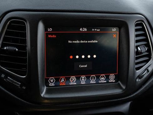 Used 2019 Jeep Compass Trailhawk image 33