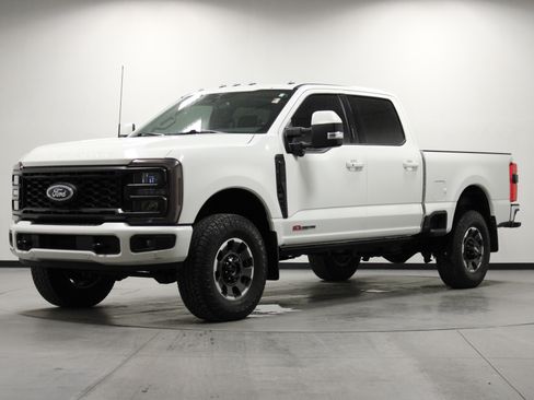 Used 2023 Ford F250 Lariat w/ Tremor Off-Road Package image 8