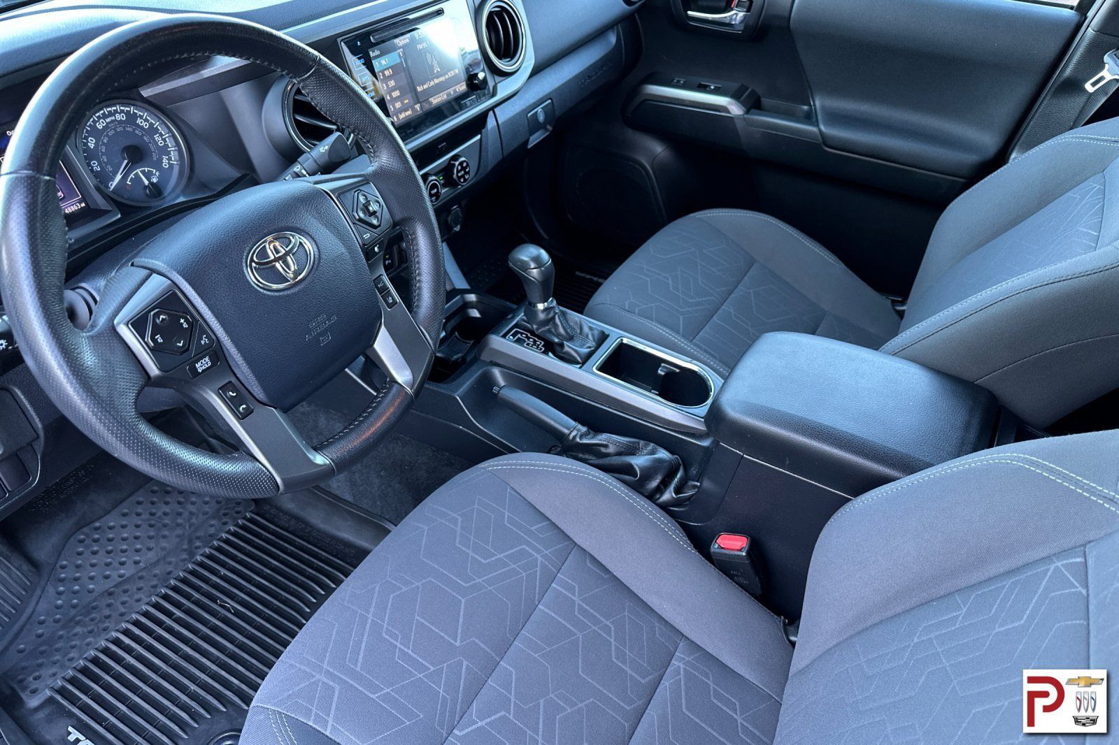 Used 2018 Toyota Tacoma TRD Off-Road w/ Technology Package AWD/4WD image 11