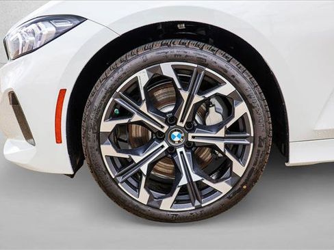 New 2026 BMW 330i xDrive Sedan AWD/4WD image 9