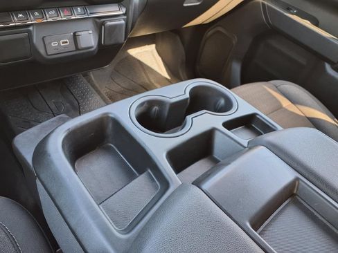 Used 2024 Chevrolet Silverado 1500 Custom AWD/4WD image 27