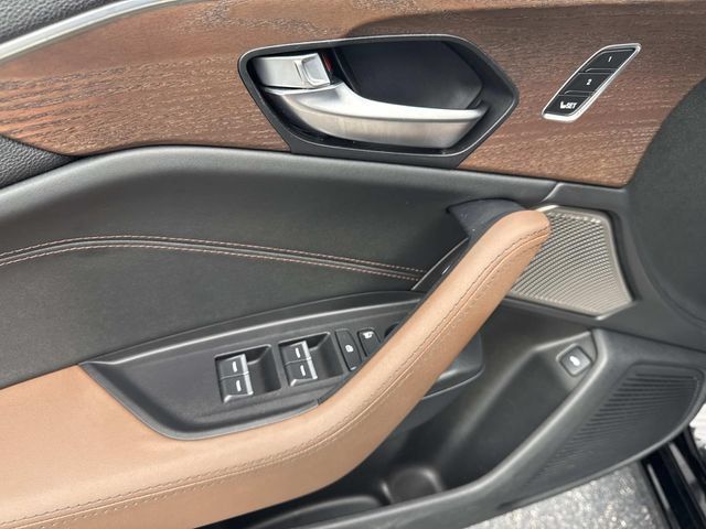 Used 2022 Acura TLX w/ Advance Package AWD/4WD image 18