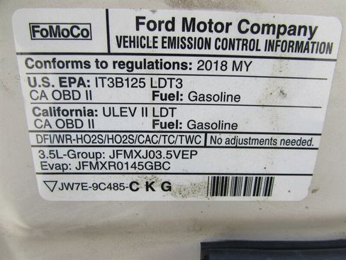 Used 2018 Ford Explorer Platinum AWD/4WD image 32
