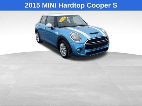 Used 2015 MINI Cooper S image 2