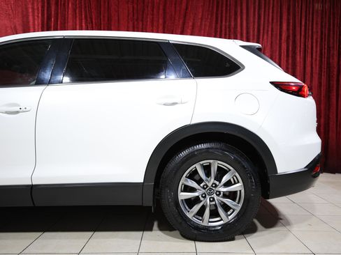 Used 2018 MAZDA CX-9 Touring w/ Touring Premium Package image 6