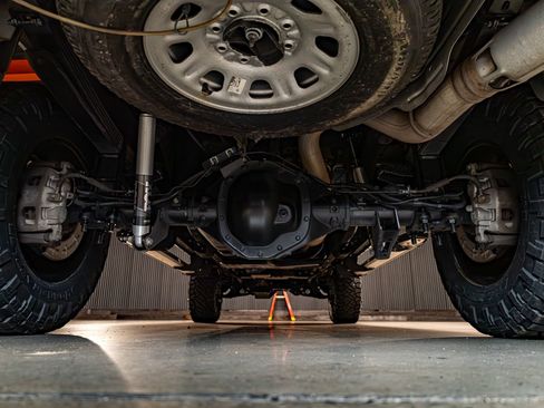 Used 2022 Chevrolet Silverado 2500 High Country w/ Technology Package image 14