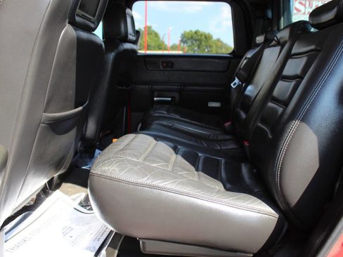 Used 2005 HUMMER H2 SUT w/ Preferred Equipment Group image 15