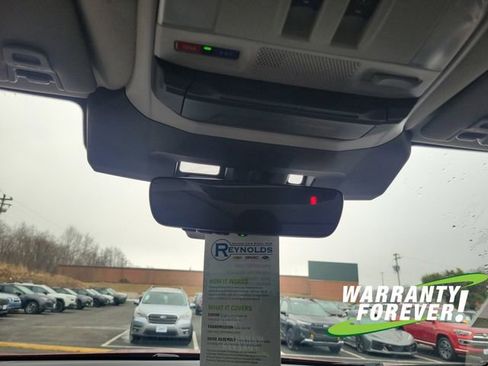 Used 2024 Subaru Ascent Onyx Edition image 12