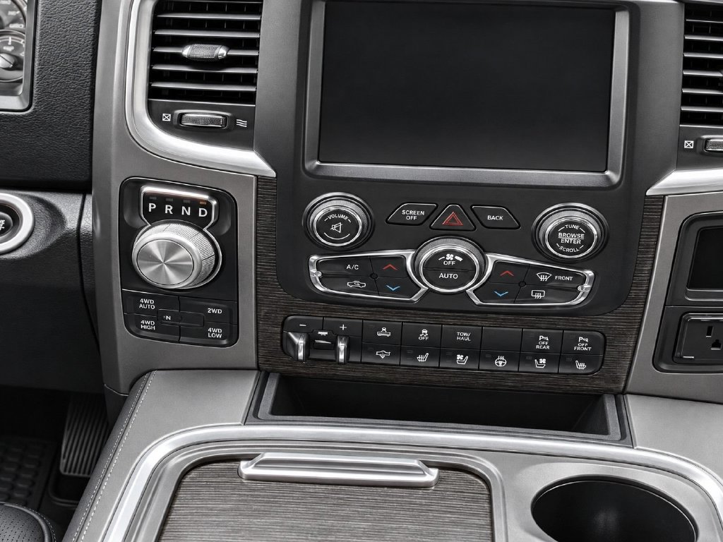 Used 2017 RAM 1500 Limited AWD/4WD image 15