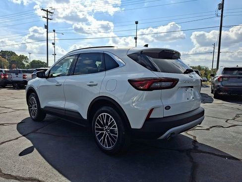 New 2025 Ford Escape SE image 5