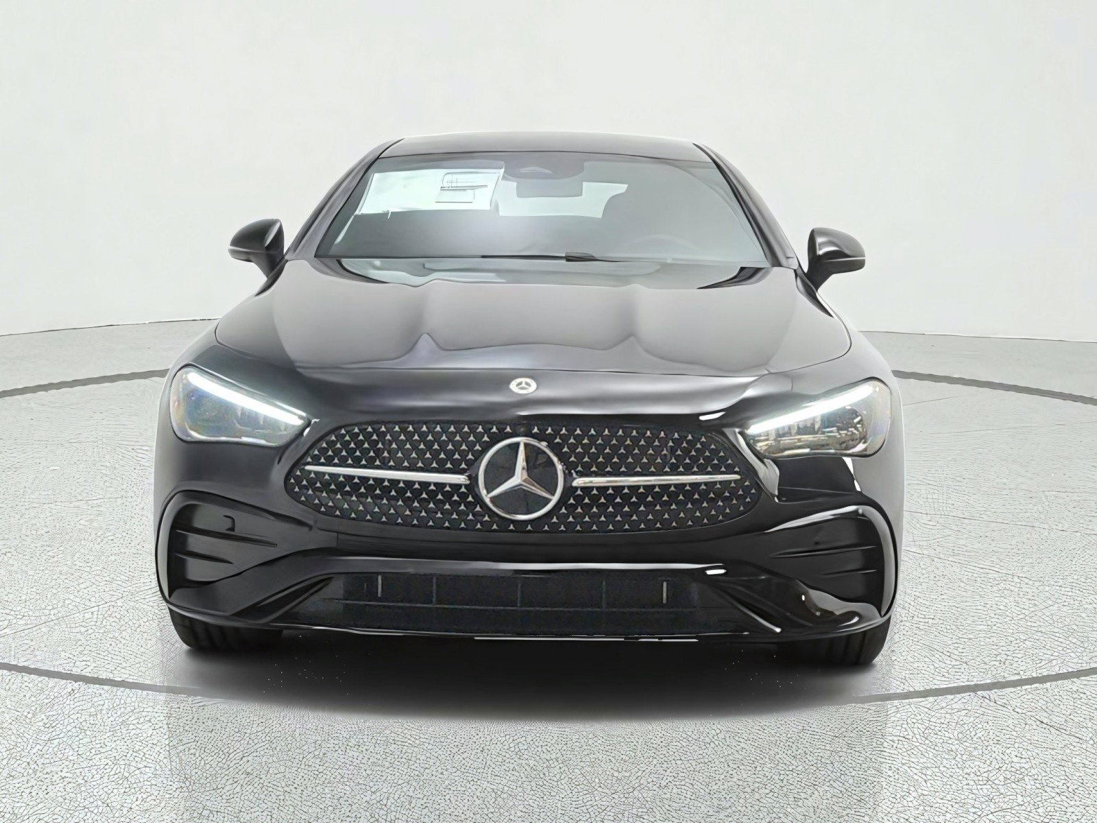 New 2027 Mercedes-Benz CLE 450 4MATIC Coupe image 2