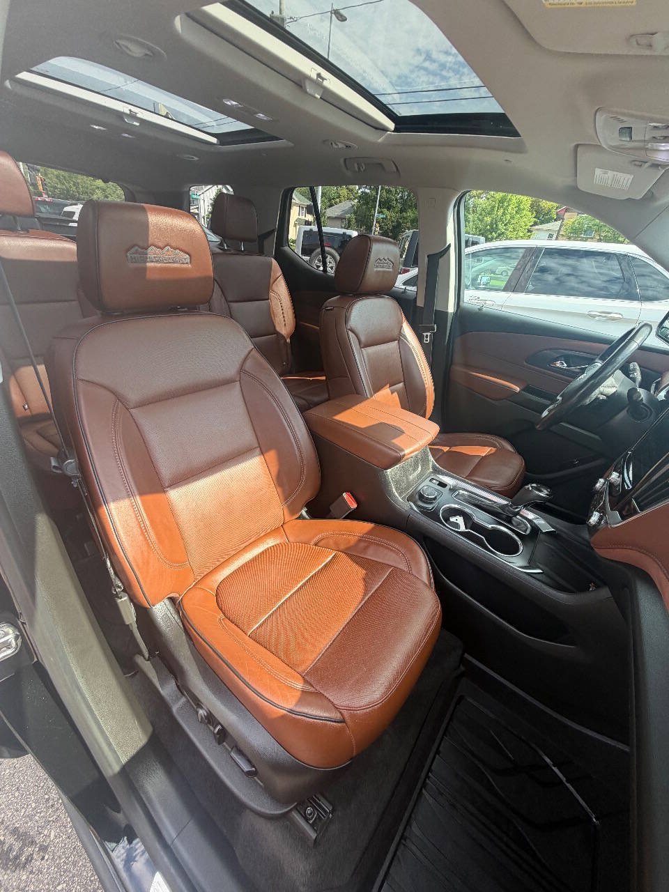 Used 2019 Chevrolet Traverse High Country w/ LPO, Floor Liner Package AWD/4WD image 37