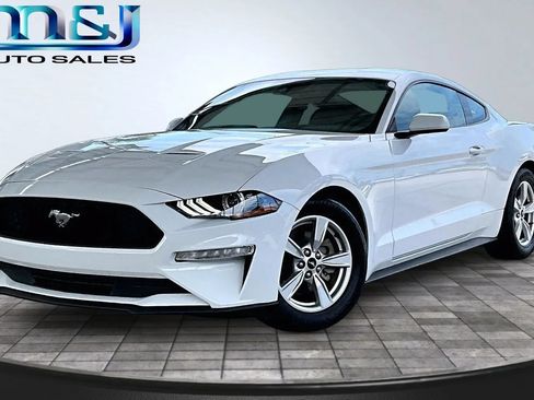 Used 2022 Ford Mustang Coupe RWD image 1