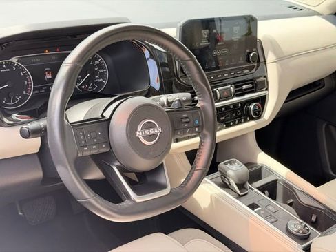 Used 2023 Nissan Pathfinder SL w/ SL Premium Package AWD/4WD image 19