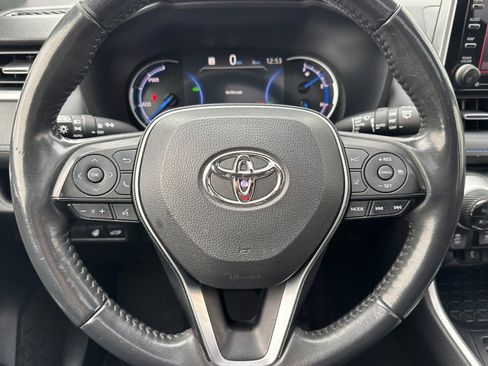 Used 2021 Toyota RAV4 XSE image 17