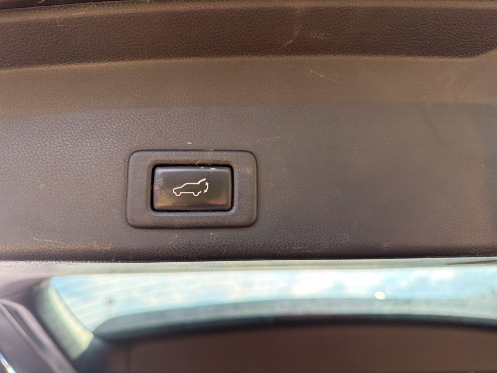 Used 2019 Subaru Ascent Limited w/ Popular Package #3 AWD/4WD image 10