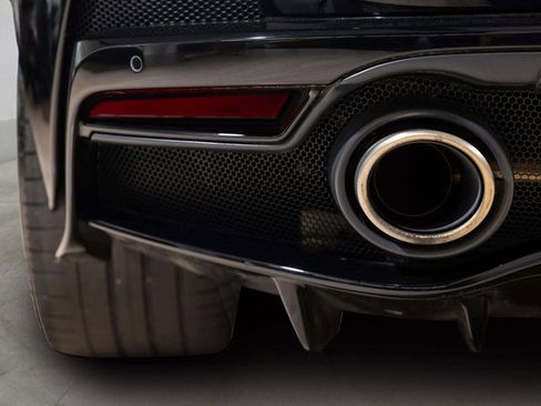 Used 2023 McLaren GT image 35