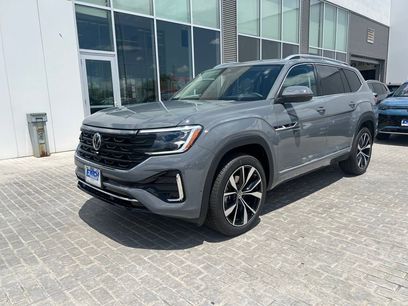 New 2025 Volkswagen Atlas SEL Premium R-Line