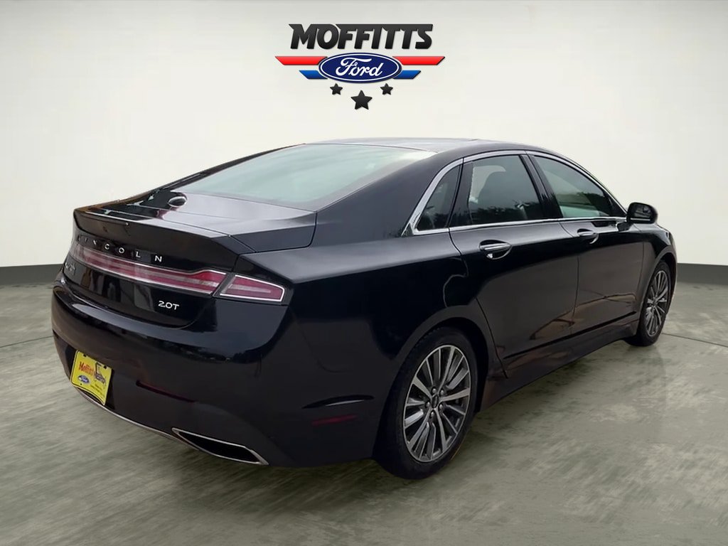 Used 2017 Lincoln MKZ Premiere FWD image 5