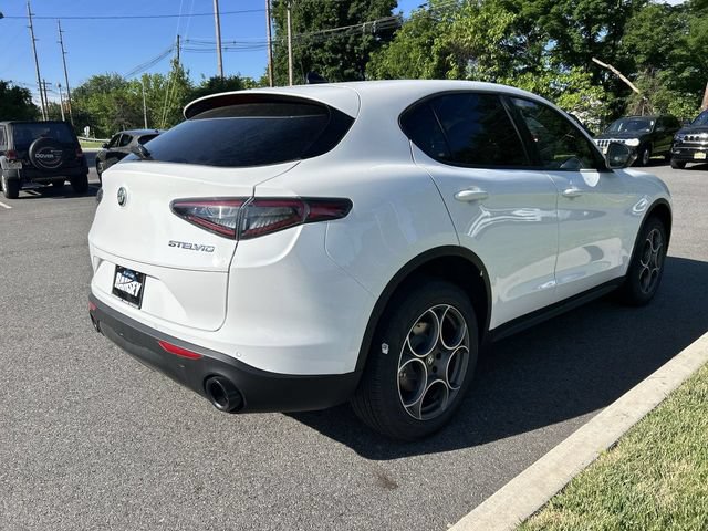 New 2026 Alfa Romeo Stelvio Sprint w/ Convenience Package AWD/4WD image 8